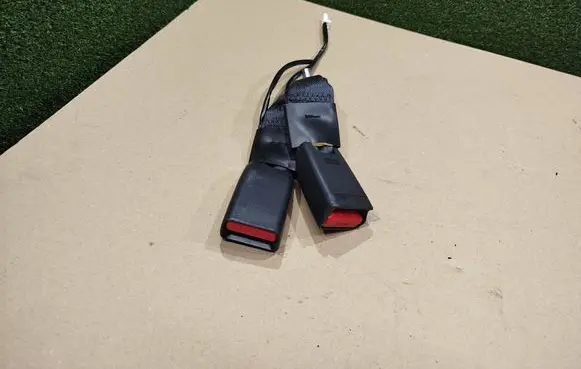 Renault Koleos II Middle seatbelt buckle (rear) KX167A
