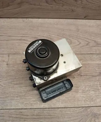 Seat Alhambra (Mk1) ABS Pump 7M3907379E 10092503063 7M3614111M