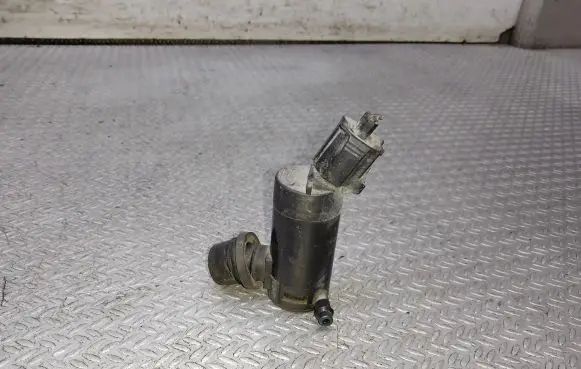 Lincoln Town Car Windscreen/windshield washer pump F6SU17664DA