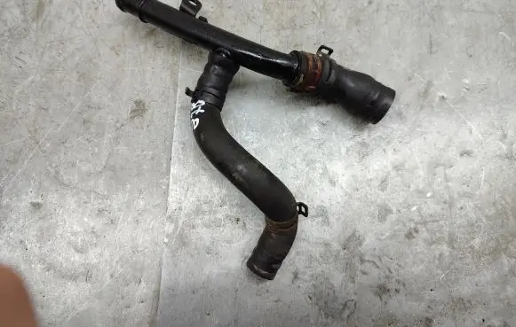 Volkswagen PASSAT CC Engine coolant pipe/hose 06J121085B 06J121057D