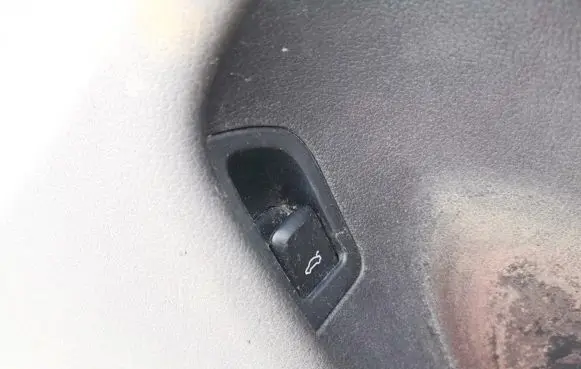 Audi A5 8T 8F Tailgate opening switch 8k0959831