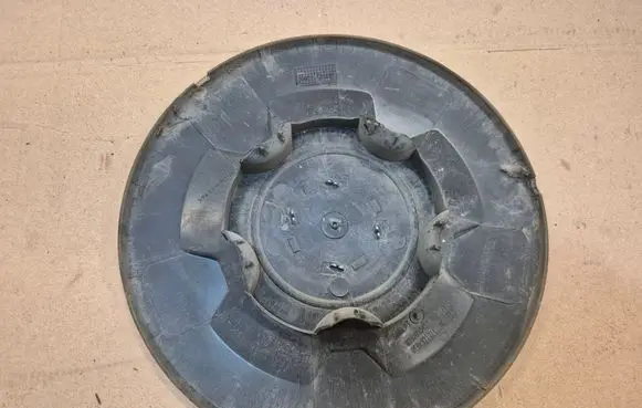 Renault Master II R16 wheel hub/cap/trim 8200035453D 8200035453
