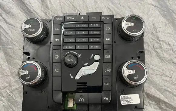 Volvo XC60 Climate control unit 31398587