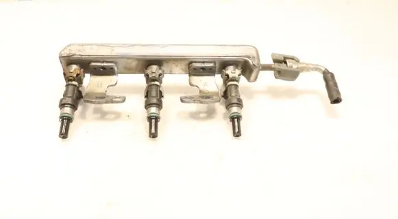 Nissan Note (E11) Fuel main line pipe