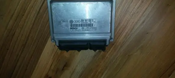 Audi A4 S4 B5 8D Engine control unit/module 0261204774 8D0907558B