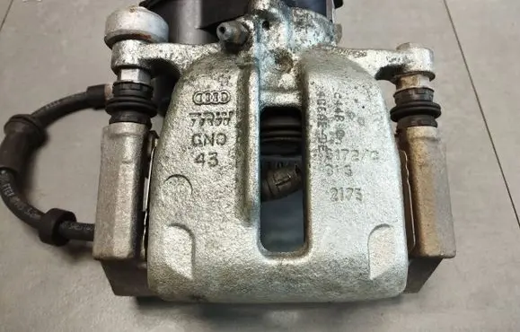 Audi A7 S7 4G Rear brake caliper 4G6AE