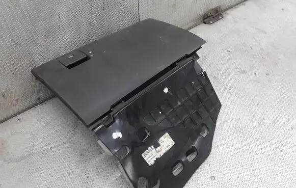 Opel Signum Glove box set 24438433