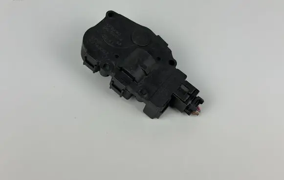 Audi A5 Sportback 8TA Air flap motor/actuator K9749007 EFB490 06102014