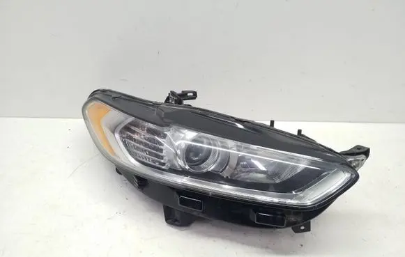 Ford Fusion II Headlight/headlamp DS7313W029CD