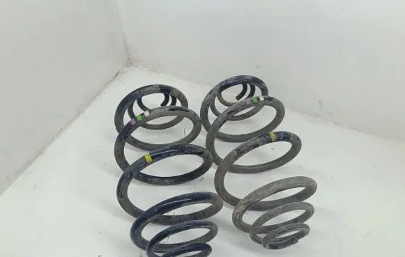 Mercedes-Benz Citan W415 Rear coil spring