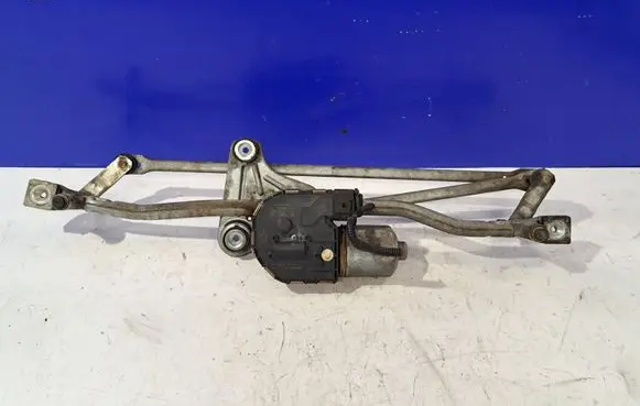 Front wiper linkage and motor
