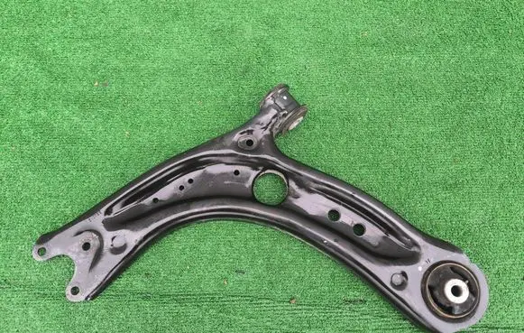 Volkswagen Golf VIII Front control arm 5WA407151