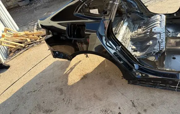 BMW i4 Rear quarter panel 
