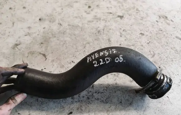 Toyota Avensis T250 Intercooler hose/pipe