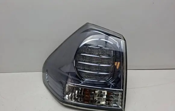 Lexus RX 330 - 350 - 400H Rear/tail lights A048960