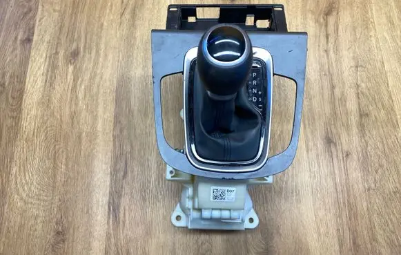 Hyundai Ioniq Gear shifter/selector 46700J9940 QAT118 121113