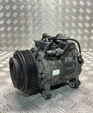 BMW 5 F10 F11 Air conditioning (A/C) compressor (pump) 7SBU17A GE4472604532