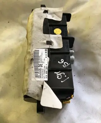 Volkswagen PASSAT B6 Fuse box set 3C0880204D TRN49706