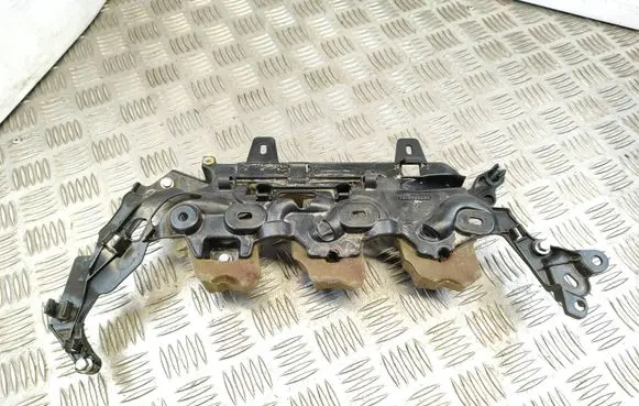 Peugeot 508 II Other engine bay part 9808843180