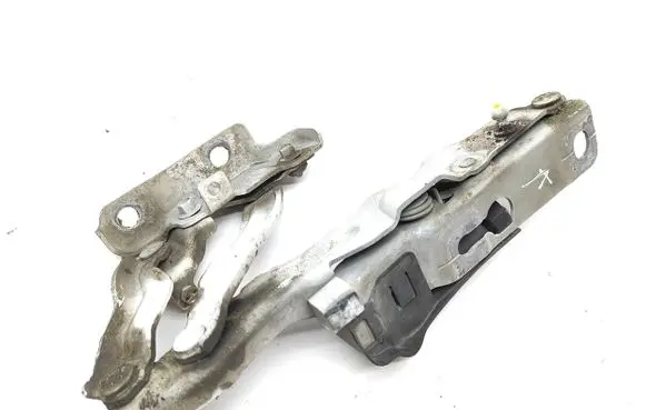 Volvo S90, V90 Engine bonnet/hood hinges 31651860