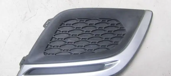 Front bumper lower grill