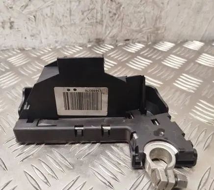 Audi A6 S6 C7 4G Battery relay fuse 4F0915519