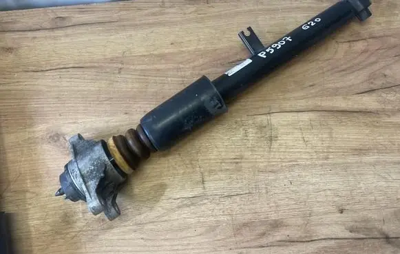 BMW 3 G20 G21 Rear shock absorber/damper 6879301