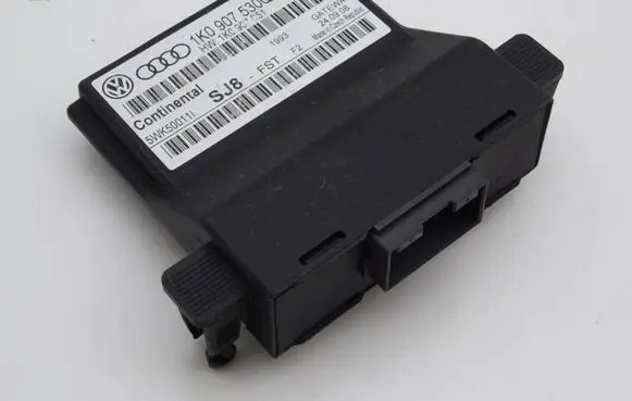 Volkswagen Golf Plus Gateway control module 1K0907530Q