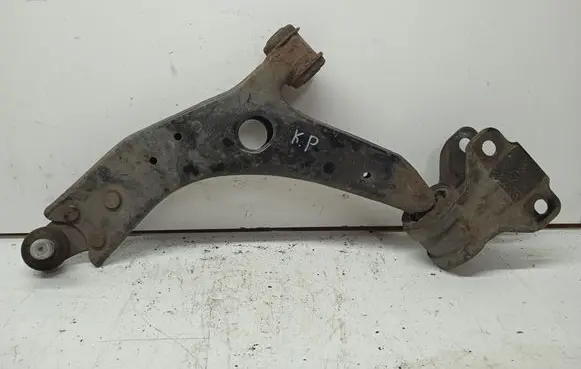 Volvo V40 Front lower control arm/wishbone