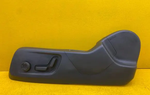 Volvo XC40 Seat control switch 31419541