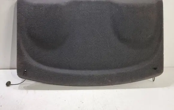 Parcel shelf