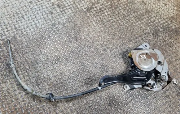 Cadillac Escalade Handbrake/parking brake lever assembly 15929223