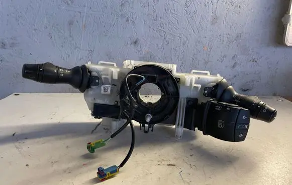 Renault Megane III Wiper turn signal indicator stalk/switch 255670019R 3719