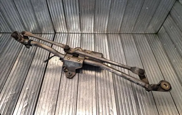 Audi A4 S4 B7 8E 8H Front wiper linkage and motor 8E1955119 0390241509