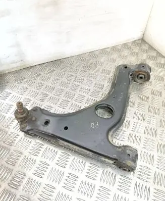 Opel Astra H Front lower control arm/wishbone