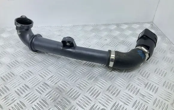 Volkswagen PASSAT B8 Intercooler hose/pipe 04L145770S 04L145828G 04L131111Q