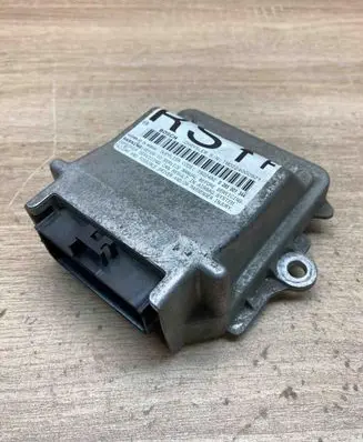 Chrysler Voyager Airbag control unit/module 04686602AE 0285001344