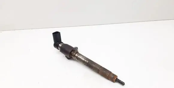 Jaguar XF X250 Fuel injector 5U3Q9K546AA