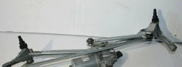BMW 3 E90 E91 Front wiper linkage and motor 
