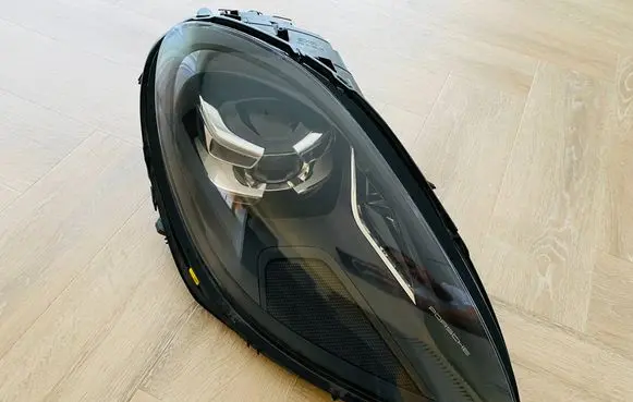 Porsche Macan (95B) Headlight/headlamp 95B941010AP LE16A6383 030111323401