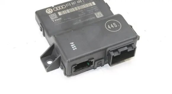 Audi A4 S4 B8 8K Gateway control module 8T0907468L