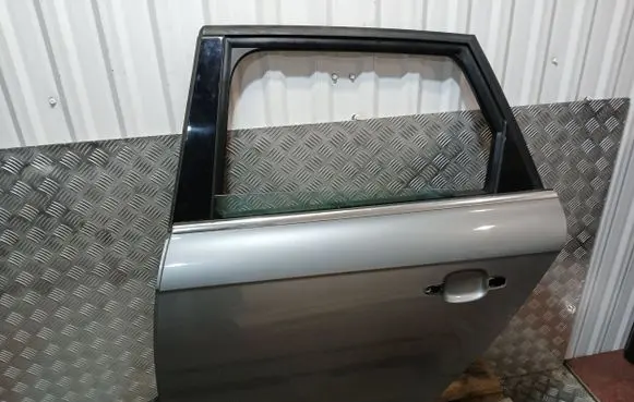 Audi A4 S4 B8 8K Rear door
