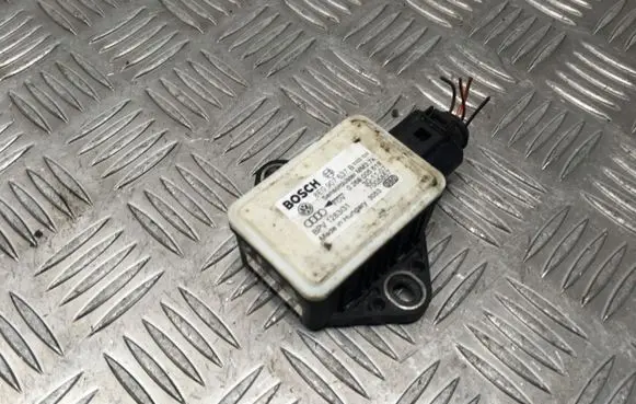 Audi A6 S6 C6 4F ESP acceleration yaw rate sensor 8E0907637B 1J0973713 1275100609