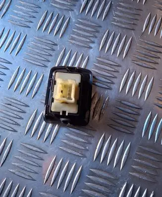 Opel Vivaro Quarter vent window switch 
