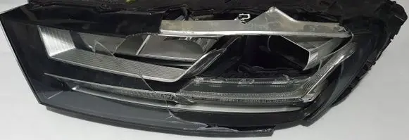 Audi Q7 4M Headlight/headlamp 4M0941033B