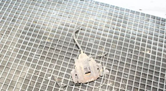 BMW 6 E63 E64 Rear brake caliper