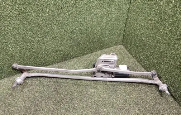 Front wiper linkage