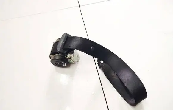 Opel Zafira B Rear seatbelt 