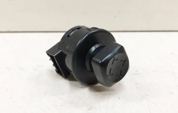Nissan Murano Z51 Wing mirror switch 8825J