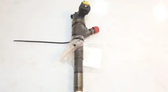 Fuel injector